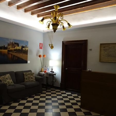 Hostal Ritzi Palma di Maiorca Esterno foto