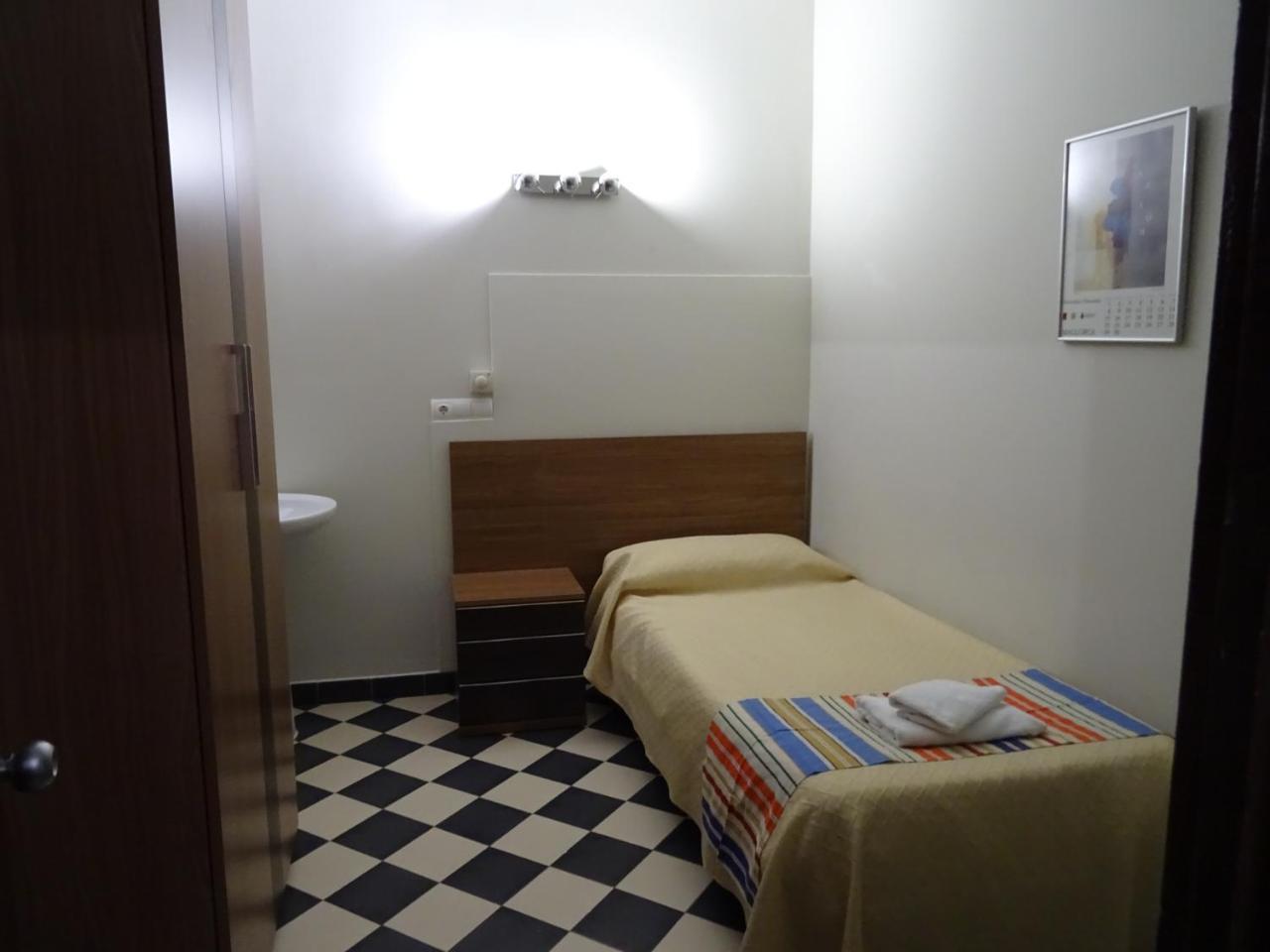 Hostal Ritzi Palma di Maiorca Esterno foto